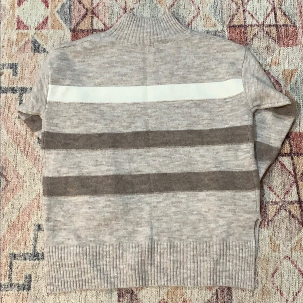 Sweater- warm! - Picture 3 of 3